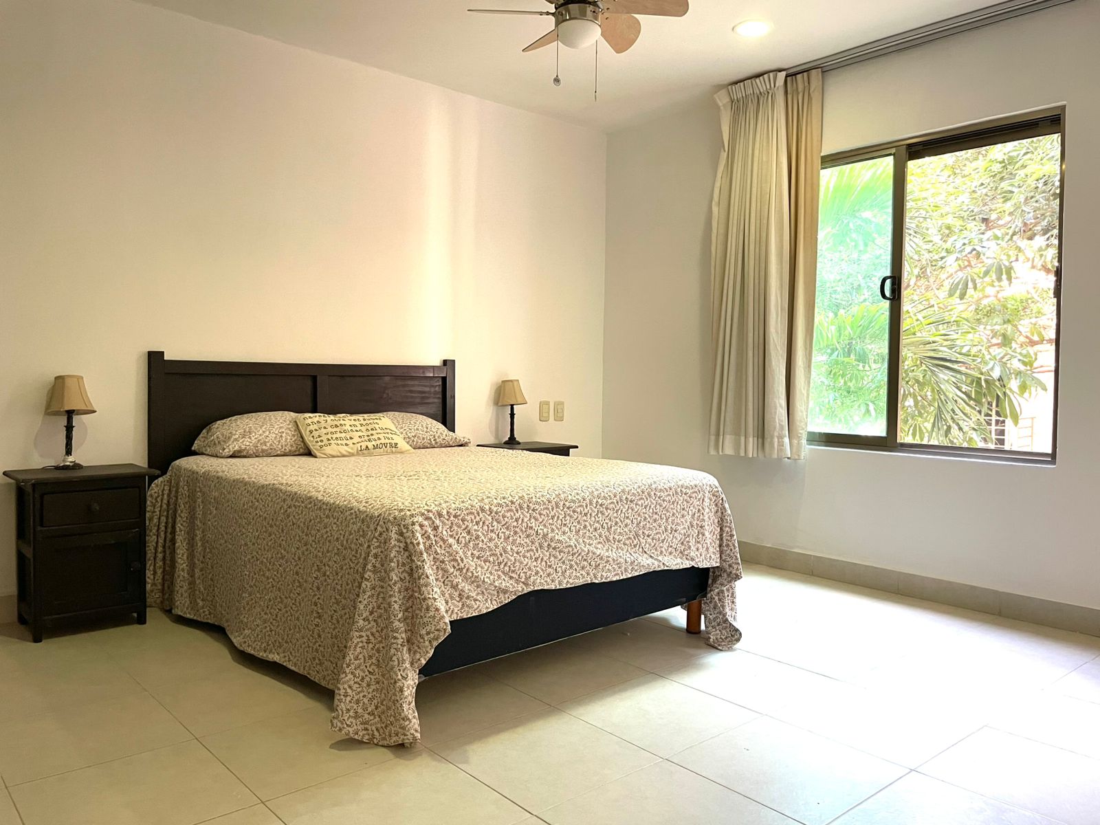 Oportunidad usd 149,500 Condo Playa del Carmen con vistas divinas al jardin