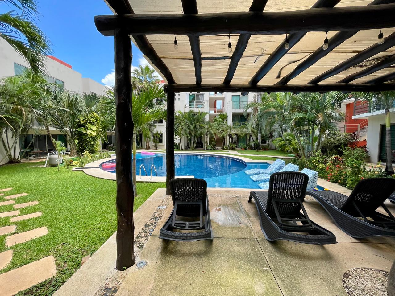 Oportunidad usd 149,500 Condo Playa del Carmen con vistas divinas al jardin